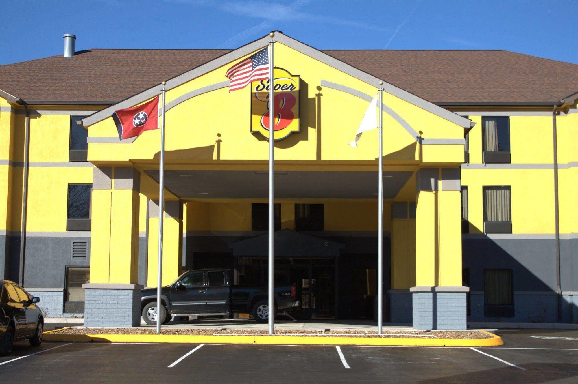 Super 8 By Wyndham Crossville Tn Exterior photo